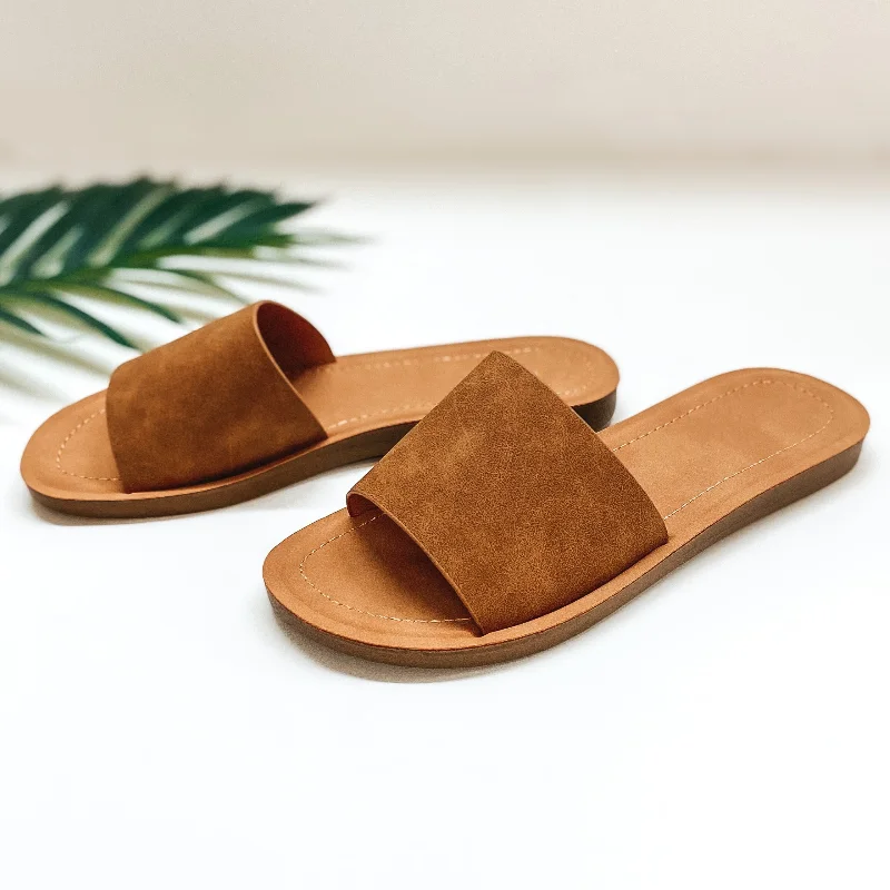 Passing By Single Strap Slide On Sandals in Tan